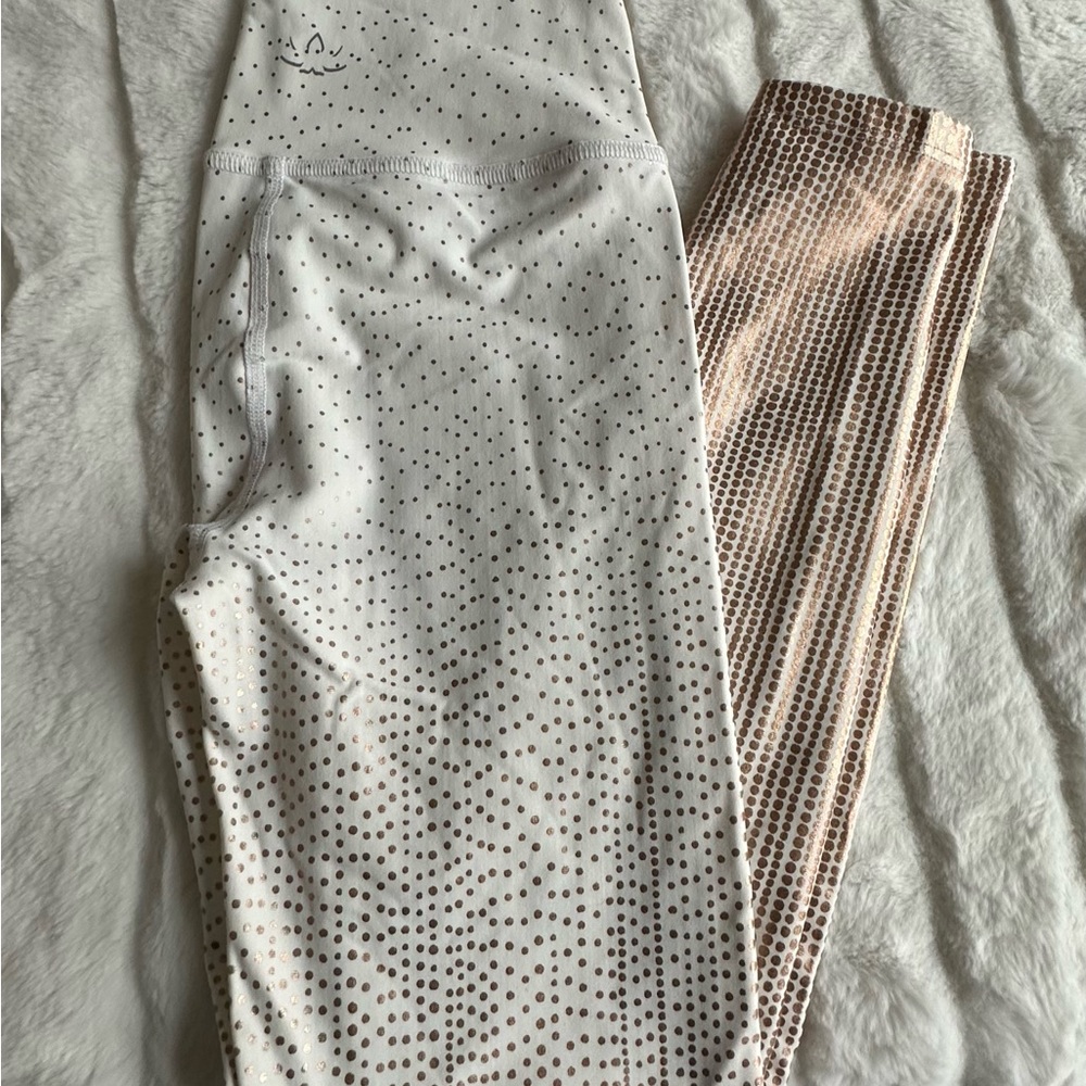 Beyond yoga leggings